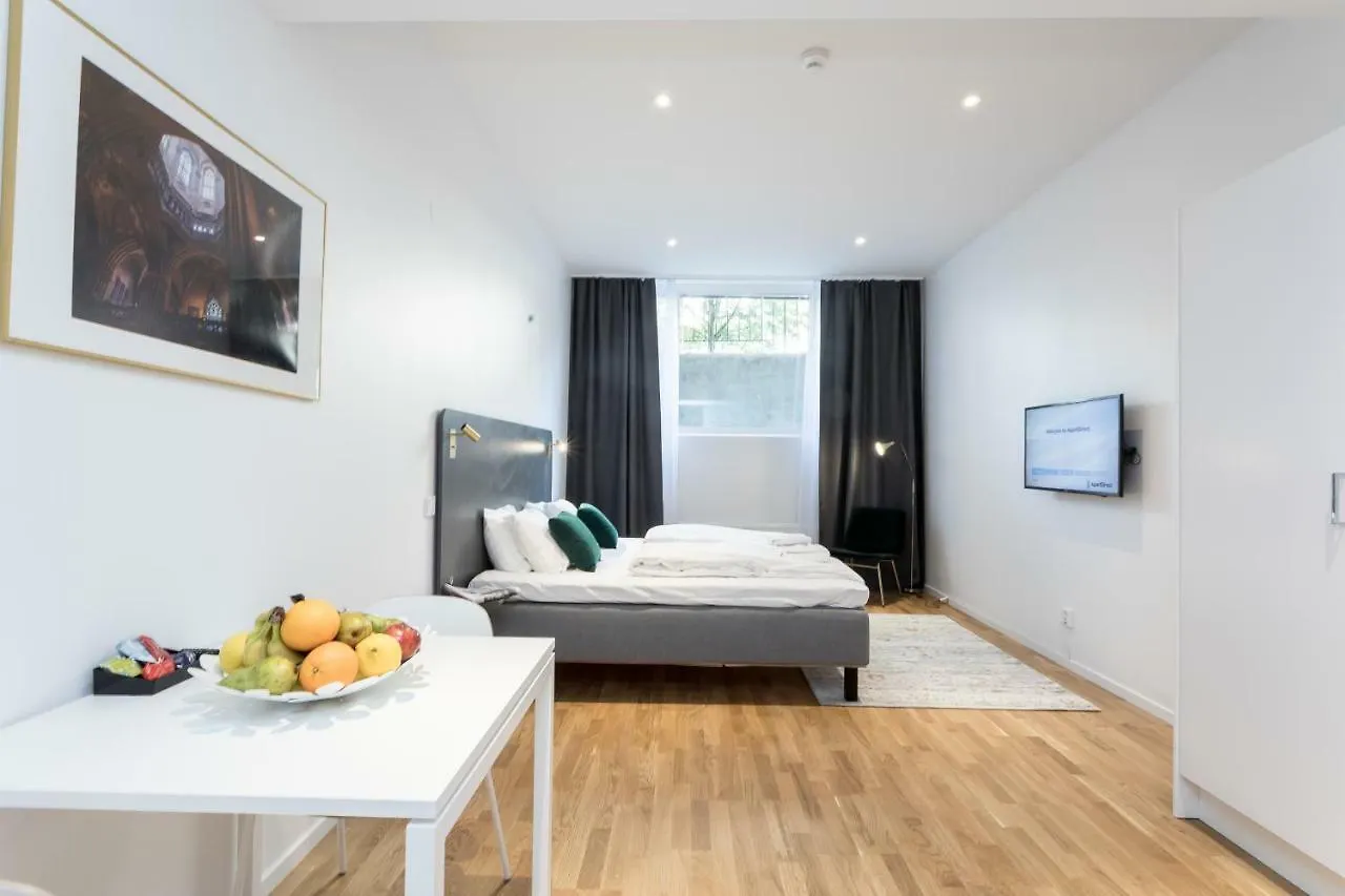 Apartdirect Sundbyberg 3*,